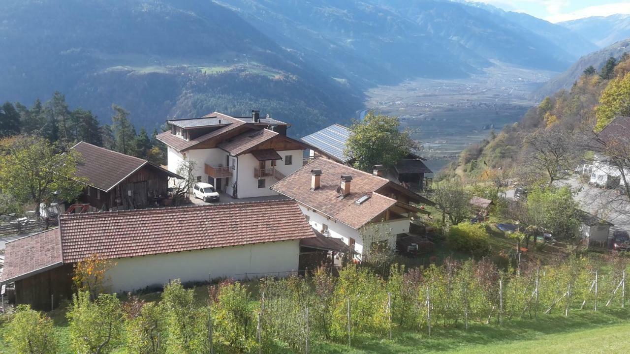 Gruberhof Appartement Algund Buitenkant foto